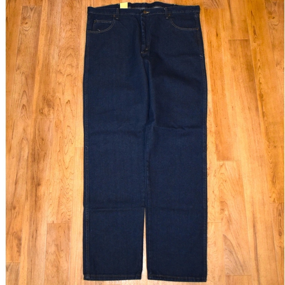 Wrangler Rugged Wear Jeans Mens 42x36 Blue NEW Relaxed Fit 1035001AN - Picture 2 of 5